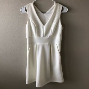 White tailored dress w/ pockets
